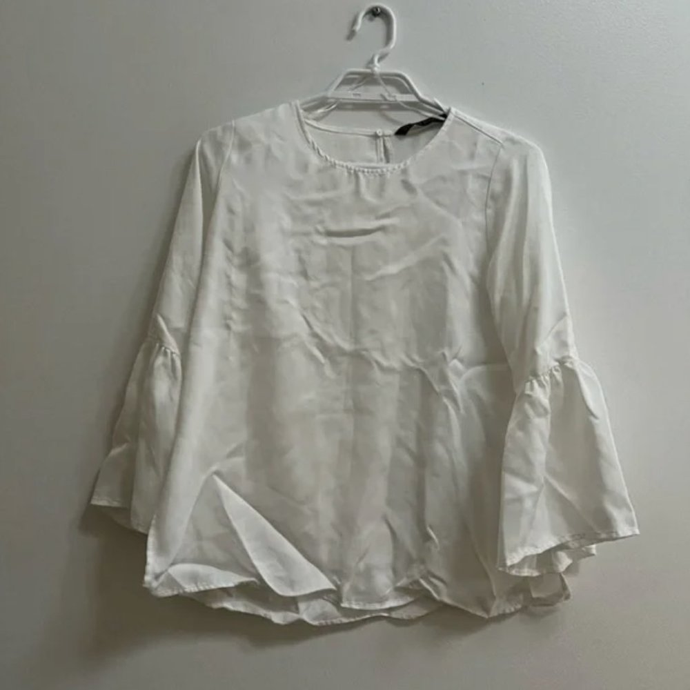 Zara Flowy Sleeve Blouse XS